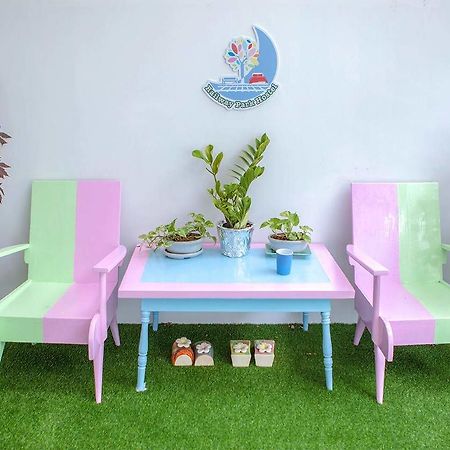 Railway Park Hostel 치앙마이 외부 사진