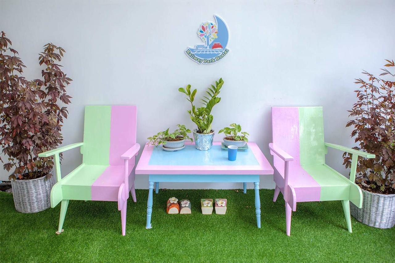 Railway Park Hostel 치앙마이 외부 사진